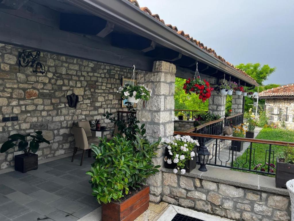 Villa Oda Tomori Berat Buitenkant foto